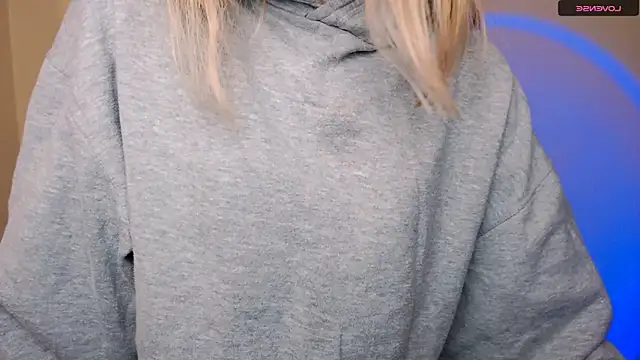 AmandaSell online show from 04-10-26, 07:02