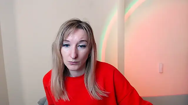 Snapshot of AmandaSell chatting on 04-24-26, 07:00 AmandaSell online show from 04-24-26, 07:00