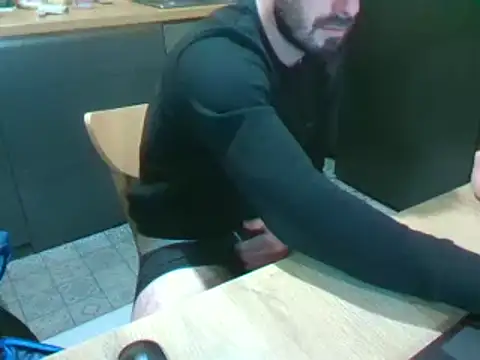 giorgakaci69 online show from 12-19-24, 12:02