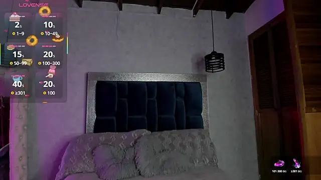 Snapshot of Taiissa_ chatting on 11-29-25, 08:45 Taiissa online show from 11-29-25, 08:45