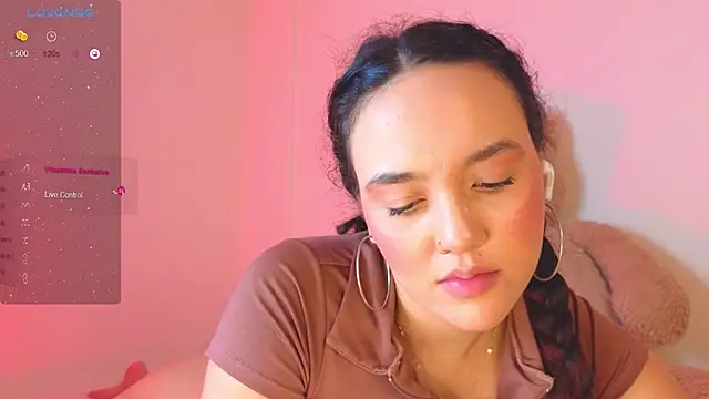 Snapshot of milly_03 chatting on 02-10-25, 08:31 milly 03 online show from 02-10-25, 08:31