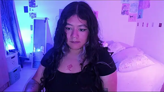 StephaniFox online show from 01-28-25, 02:11