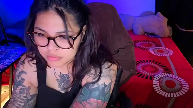 Snapshot of miacanela_xo chatting on 06-20-26, 02:58 miacanela xo online show from 06-20-26, 02:58