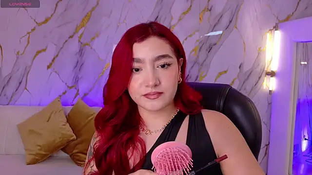 ViolettCastel online show from 12-19-25, 07:21