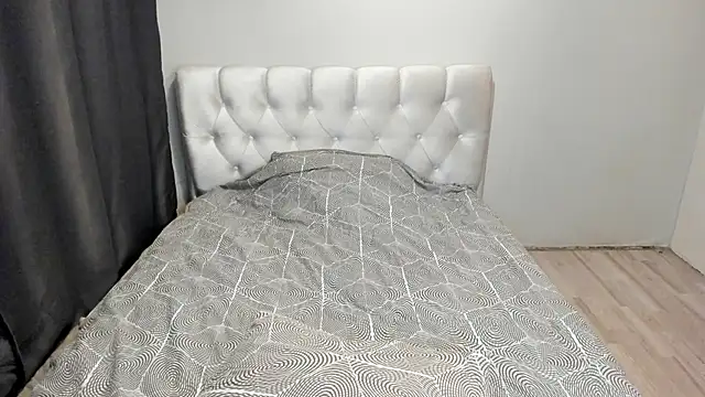 MatildaMommy online show from 01-15-25, 04:25