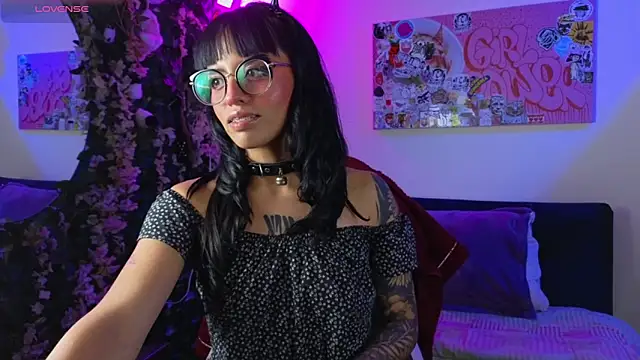 Snapshot of Dann_dan chatting on 02-26-26, 03:05 Dann dan online show from 02-26-26, 03:05