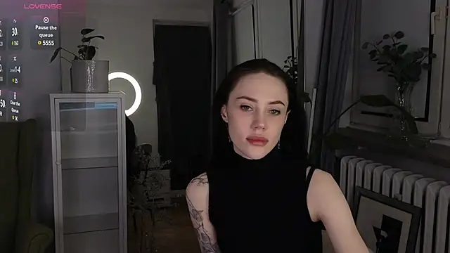 Sara Tranquil online show from 03-06-25, 09:09