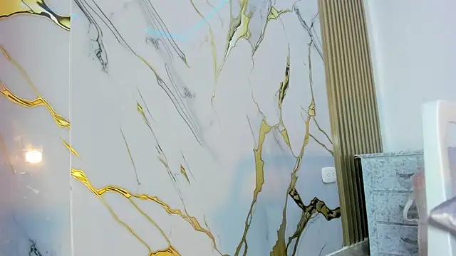 YUSELFI ROSS  online show from 10-22-25, 12:16