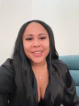 HaileyDiana online show from 02-15-25, 12:01