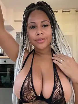 HaileyDiana online show from 10-17-25, 12:41