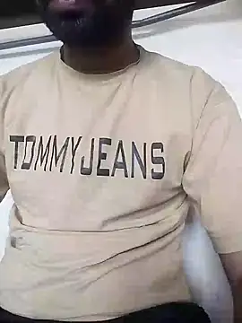 Snapshot of ConducedPant chatting on 02-02-25, 04:48 ConducedPant online show from 02-02-25, 04:48