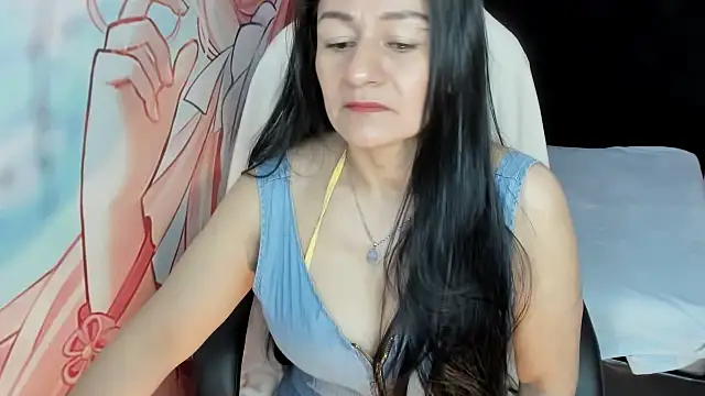 Snapshot of AllysonMilf69 chatting on 10-08-25, 02:25 AllysonMilf69 online show from 10-08-25, 02:25