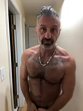 DaddySnowXX online show from 01-05-25, 01:56