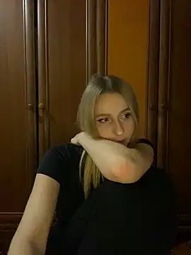 Ameli Li online show from 12-07-24, 02:42