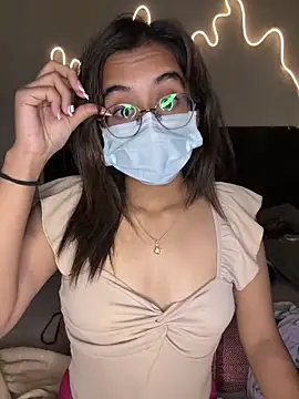 Snapshot of HotIndianCouple__8 chatting on 12-13-24, 07:32 HotIndianCouple  8 online show from 12-13-24, 07:32