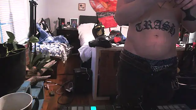 trash4cash online show from 01-27-25, 10:38