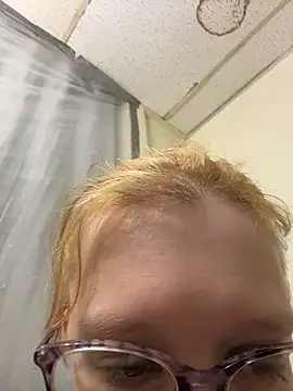 Snapshot of YandereDemon chatting on 03-06-26, 03:47 YandereDemon online show from 03-06-26, 03:47