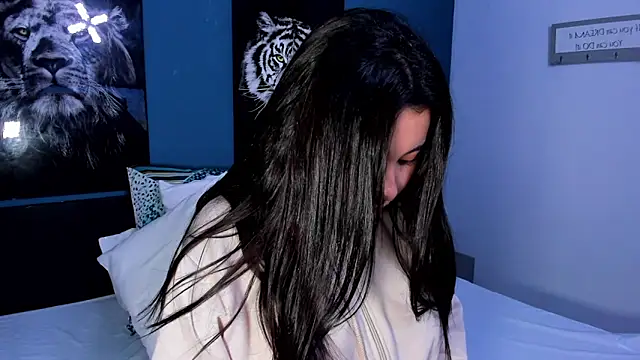 Liana Bernocchi online show from 02-10-25, 02:08