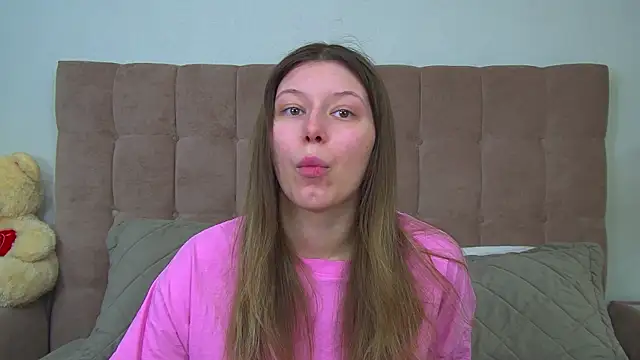 LiliaBianka online show from 02-16-26, 06:53