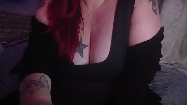 Snapshot of LynnLa chatting on 11-11-25, 07:36 LynnLa online show from 11-11-25, 07:36