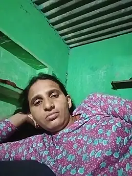 Snapshot of Baby__Shreya chatting on 06-17-26, 10:28 Baby Shreya online show from 06-17-26, 10:28