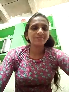 Snapshot of Baby__Shreya chatting on 06-17-26, 10:32 Baby Shreya online show from 06-17-26, 10:32