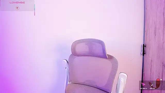 sofiaa grey  online show from 11-13-25, 03:00