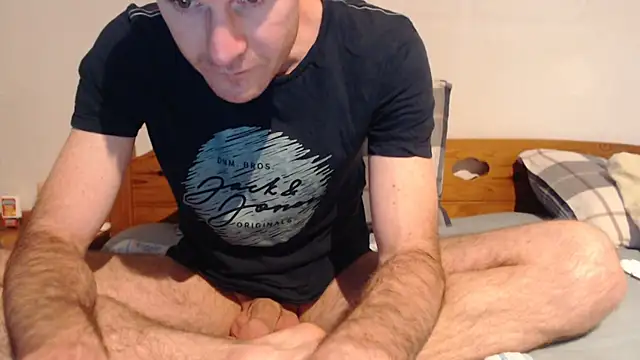 Snapshot of geree84 chatting on 01-22-25, 03:07 geree84 online show from 01-22-25, 03:07