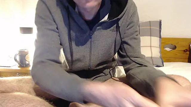 Snapshot of geree84 chatting on 02-20-25, 04:36 geree84 online show from 02-20-25, 04:36