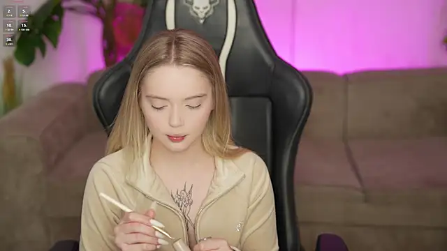 Cassy-Celestial  online show from 10-30-25, 08:16