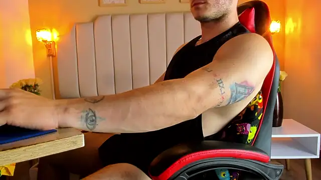 juan prior online show from 11-29-25, 01:14