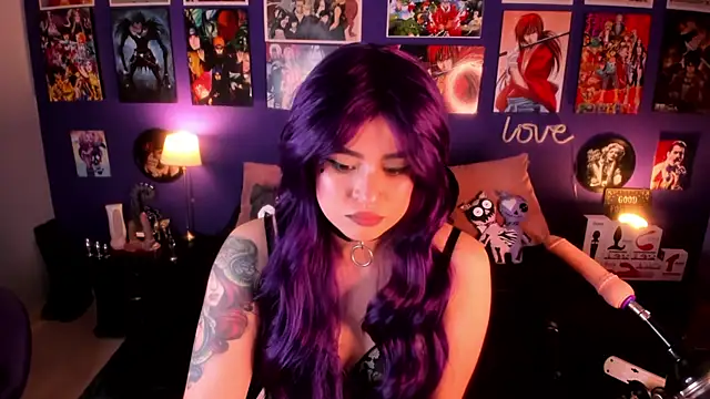 Snapshot of anne_cross chatting on 01-24-25, 02:49 anne cross online show from 01-24-25, 02:49