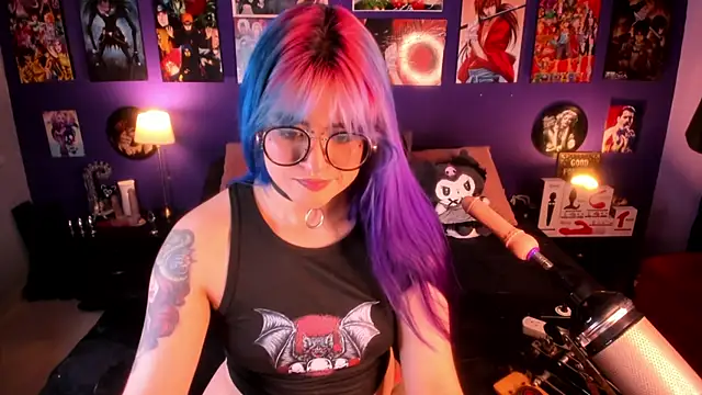 Snapshot of anne_cross chatting on 02-18-25, 03:42 anne cross online show from 02-18-25, 03:42