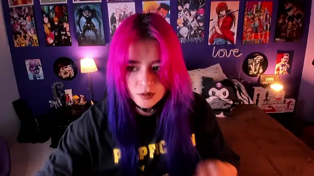 Snapshot of anne_cross chatting on 11-19-25, 07:58 anne cross online show from 11-19-25, 07:58