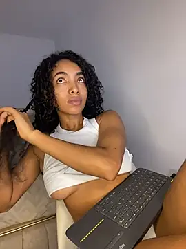 nicoleebony1 online show from 02-05-26, 08:02