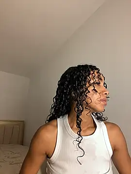 Snapshot of nicoleebony1 chatting on 06-19-26, 03:05 nicoleebony1 online show from 06-19-26, 03:05