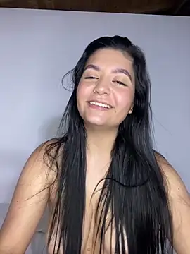 Snapshot of DashaStar chatting on 03-20-25, 01:02 DashaStar online show from 03-20-25, 01:02