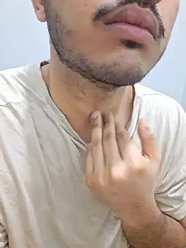 alesssterling online show from 04-11-26, 03:33