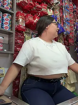 Snapshot of Sol_biglips chatting on 01-21-25, 06:23 Sol biglips online show from 01-21-25, 06:23