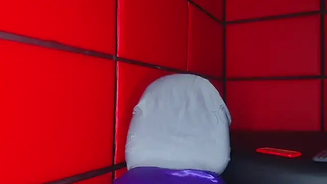 Haileybieberr online show from 01-29-25, 07:43