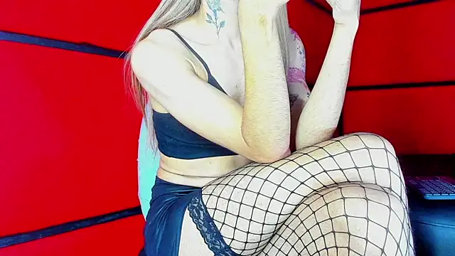 Haileybieberr online show from 03-05-25, 11:16