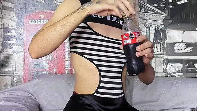 Haileybieberr online show from 03-04-26, 02:56