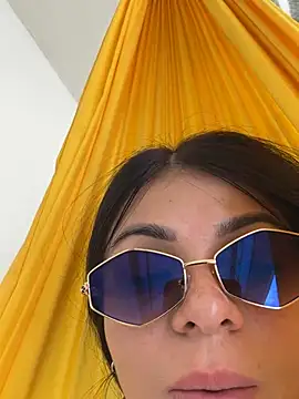 Snapshot of SophiaKarson chatting on 02-07-26, 06:33 SophiaKarson online show from 02-07-26, 06:33