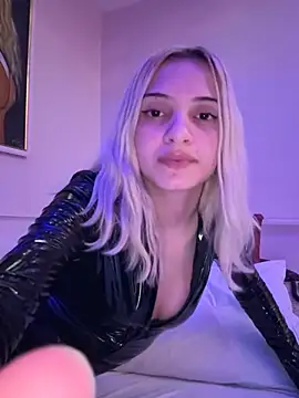 Snapshot of Alice_Lima chatting on 05-08-26, 04:07 Alice Lima online show from 05-08-26, 04:07