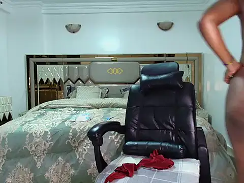 ebony shilly3 online show from 11-15-25, 11:32