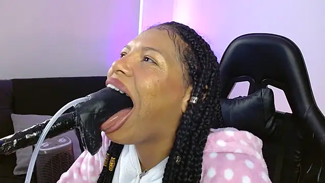 Anabel693 online show from 01-19-25, 01:44