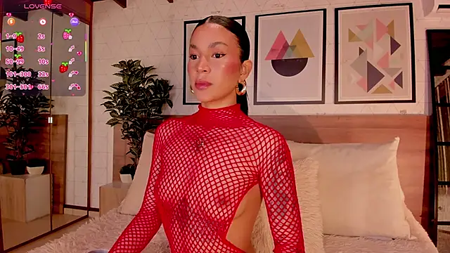 LunaRuso online show from 03-30-26, 07:48