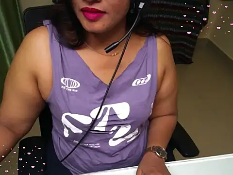 Arushisingh8888 online show from 11-08-25, 01:44