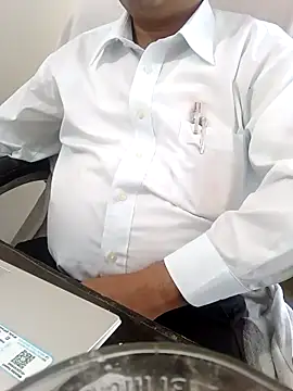 Snapshot of Hot-man39 chatting on 12-02-24, 10:39 Hot-man39 online show from 12-02-24, 10:39