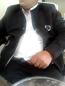 Snapshot of Hot-man39 chatting on 12-11-24, 10:14 Hot-man39 online show from 12-11-24, 10:14